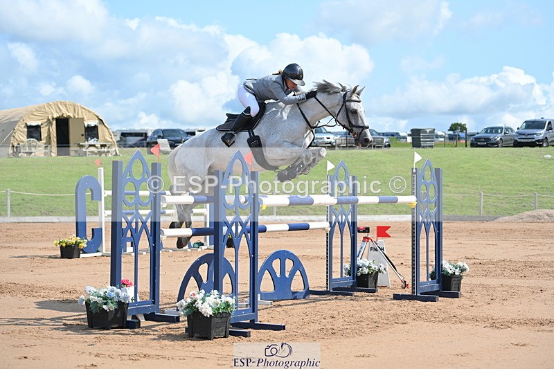 230721A-104542-05430_Cls 6 2 Star Medium 135m - 075-902-3050