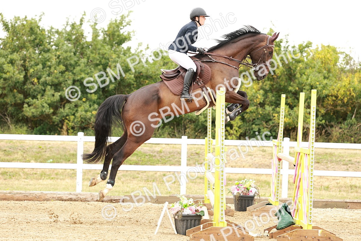 SBM_016581 - Class 20 - Senior Newcomers - 1.10m