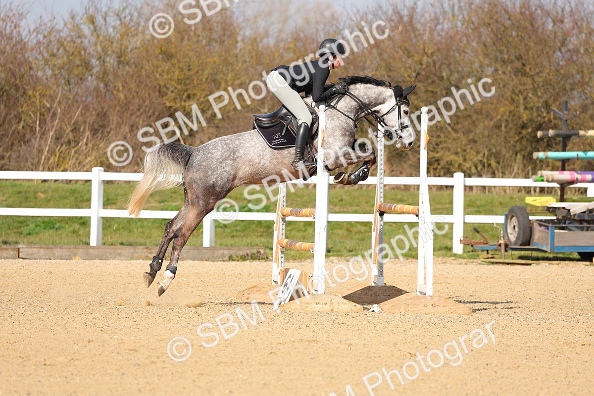 SBM_001364 - Class 4 - Senior Newcomers - 1.10m