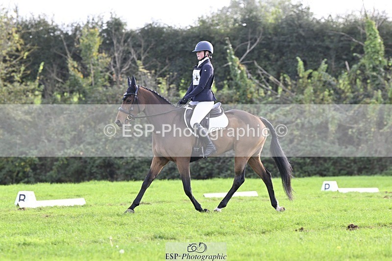 241025-153044-09836 - 594-Miya.Johns-BOWHAYLANDS.SKYFALL