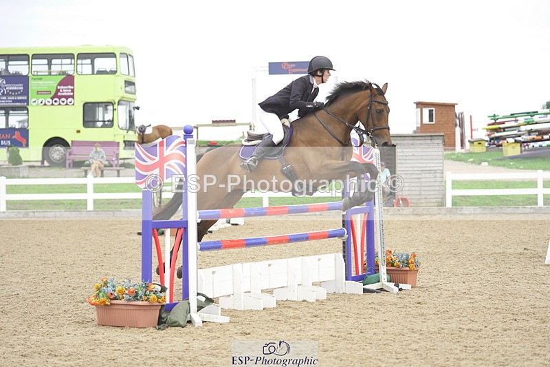 230810A-134208-02491 - Cls 4 1.05m Amateur Quali