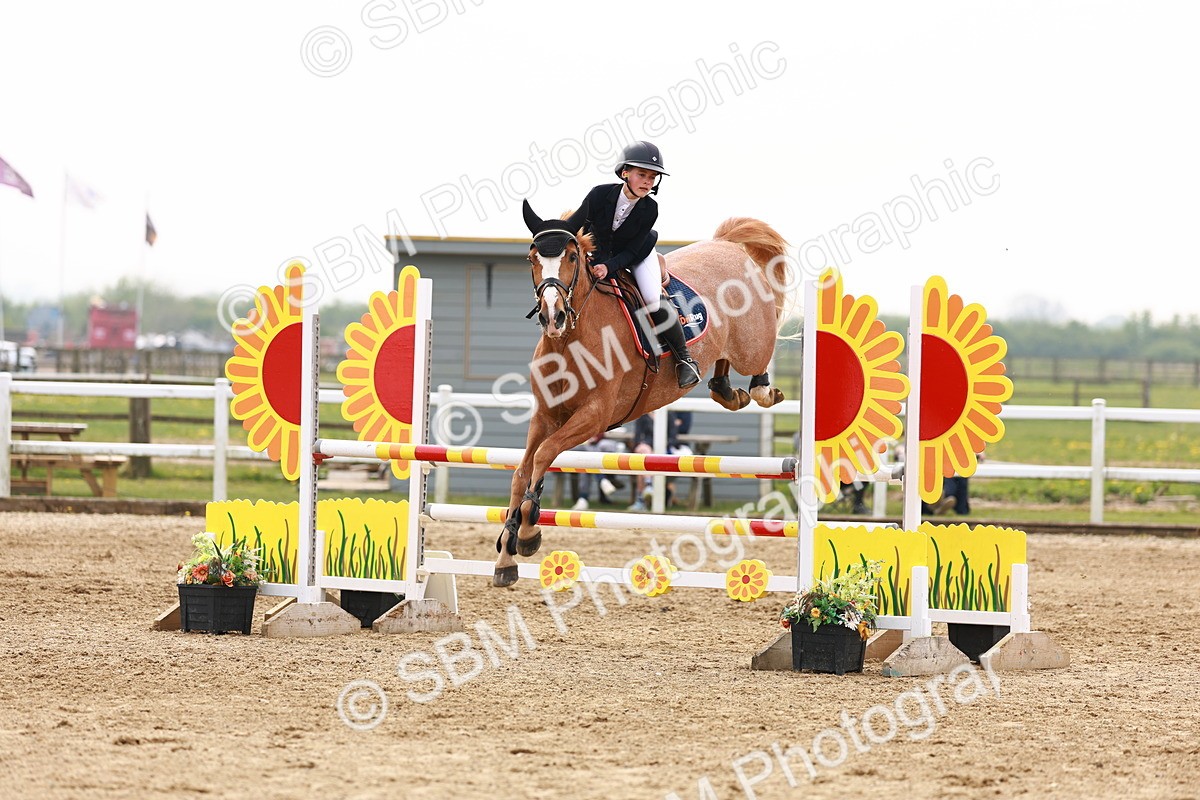  - Class 18 - Senior Newcomers - 1.10m