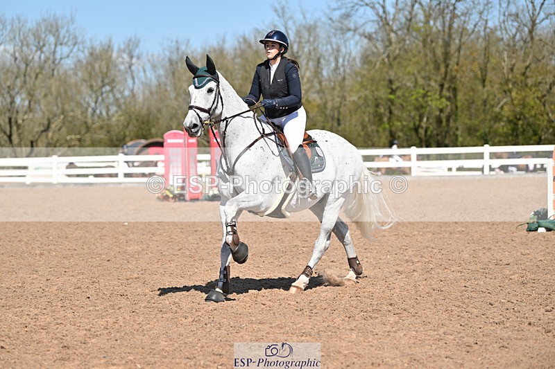 240420A-121459-10778 - Cls 15, 1 Star Bronze Tour 1.15m