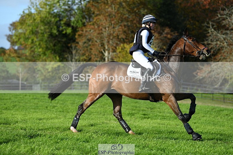 251024A-152559-14750 - C-239-Ellie.Townend