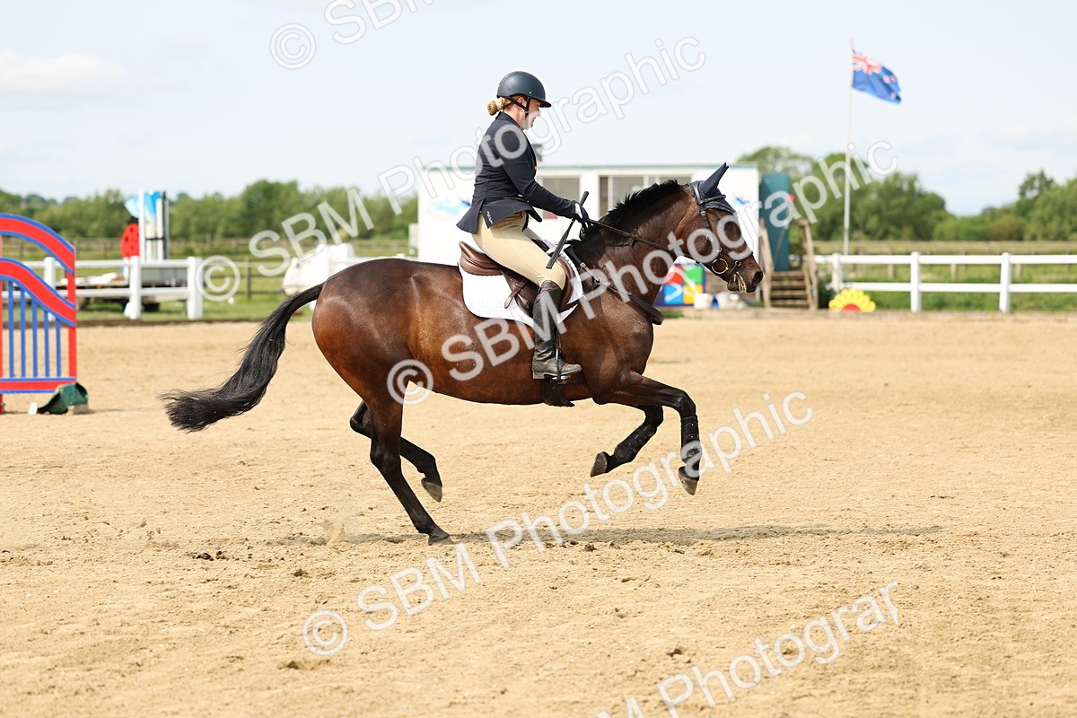 SBM_004489 - Class 16 - Senior British Novice - 90cm
