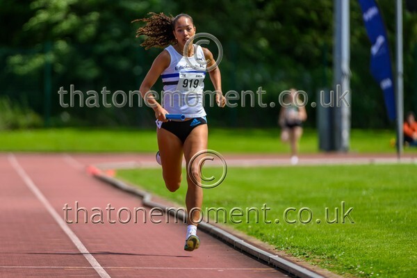 Relays26-922161 - Female Set Three