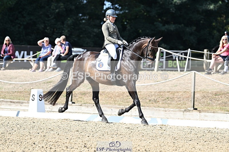 250810A-103144-05224 - 089-Amy.SchiesslActive.Sophocles