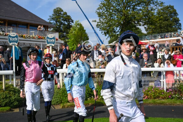 yr18082021r5-8 - Race 5 4.10pm Sky Bet Stakes