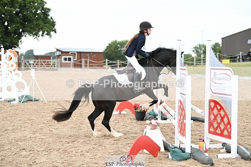 250807-101225-00094 - 60cms Round 1