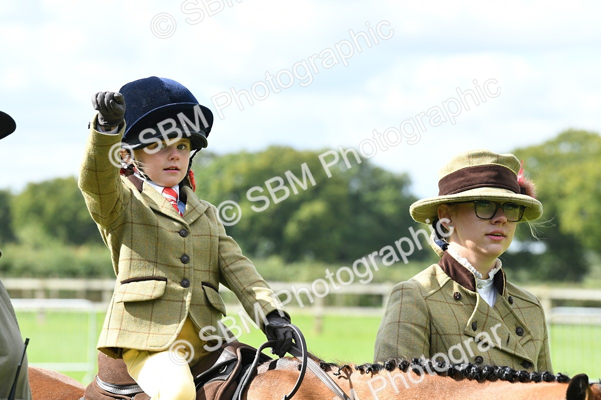 SBM_41229 - S19 - Lead Rein Show & Show Hunter Pony