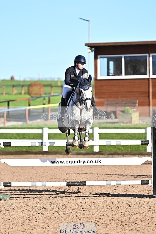 241120X-133729-00563 - Cls 05A&B Snr Fox & 120 Open