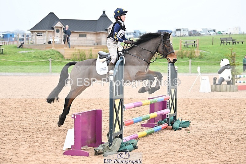 250118-113808-00761 - Cls 2 A&B 80cm 10.45 to 11.40