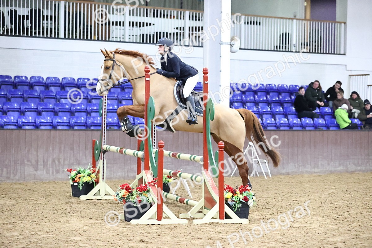 SBM_2061 - Class 8 - Nupafeed Supplements Senior Discovery/ 1m Open