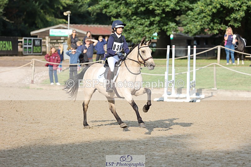 240823X-083156-14162 - 60cm R1 8.30 to 10.00