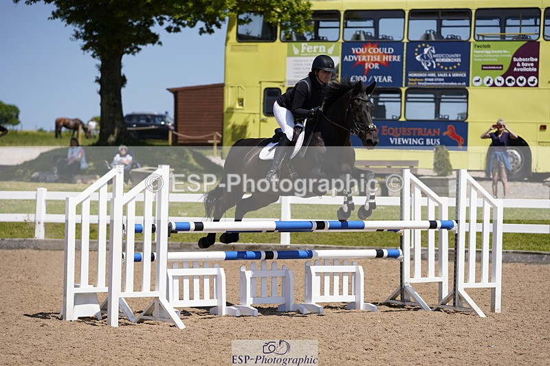 230527A-143804-04704 - Cls 23 1.05m Amateur Quali