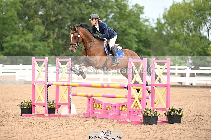 240802A-084502-03227 - Cls 21 A&B Brit Nov & 90cm Open