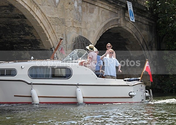 090703 TASHMAR IMG_7117 - HENLEY REGATTA FRIDAY 3rd JULY 2009