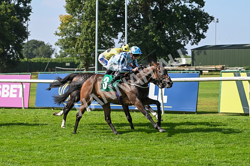 300824-Race 3-Cerulean Bay-5841 - Race 3