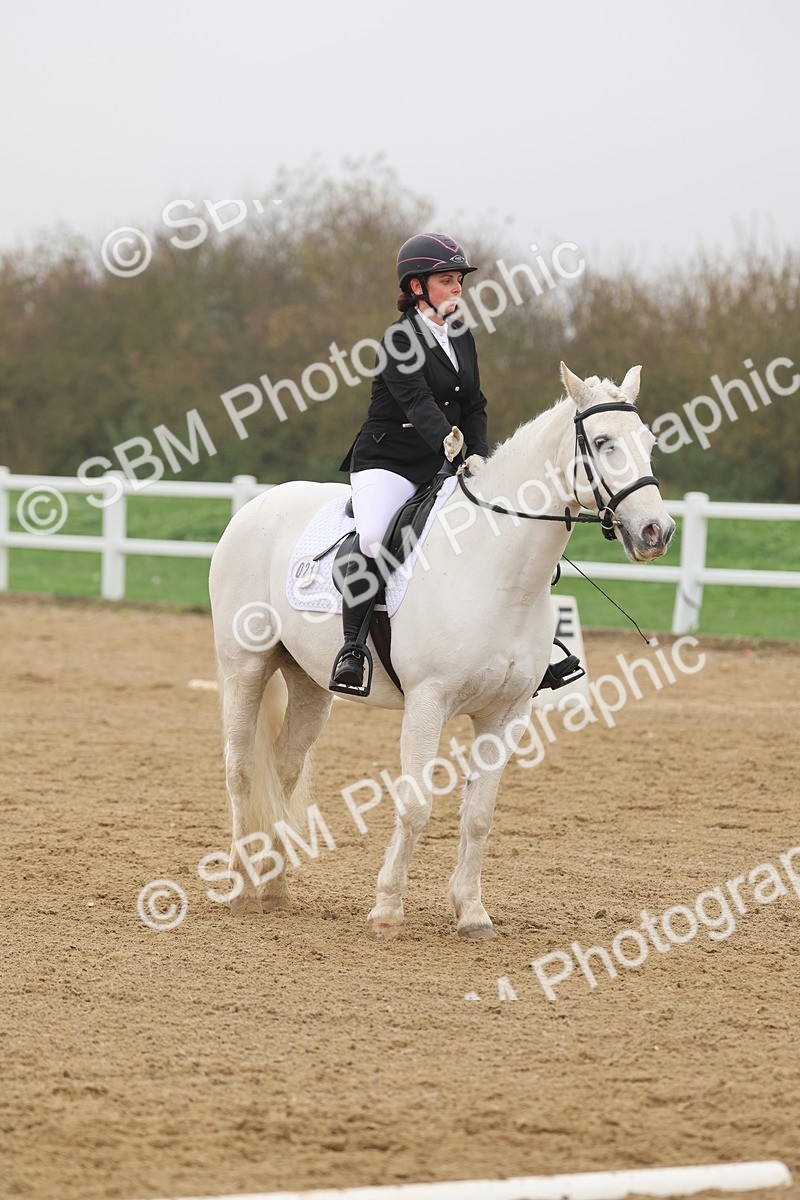 SBM_002072 - Class 5 - Novice 27