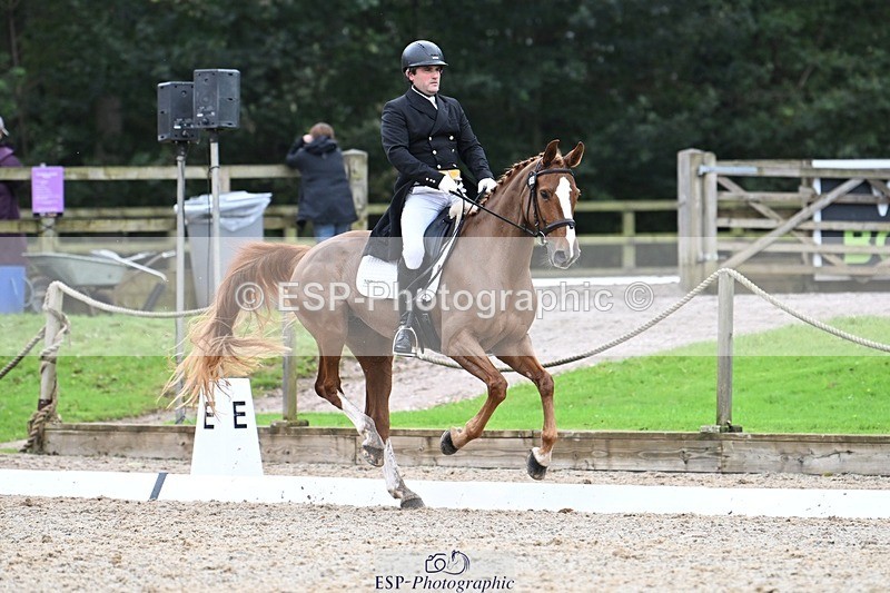 231019-150025-04343 - 059-MINNIE.MANOEUVREZ-Mark.Ford-DR