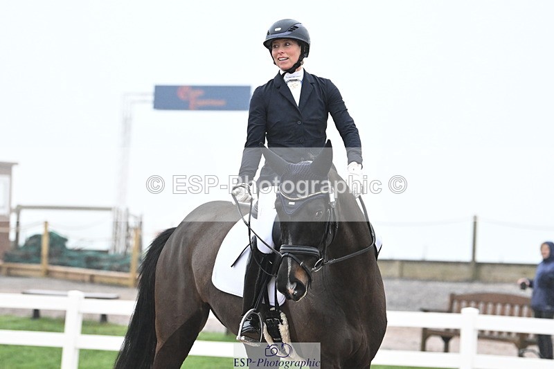 240217A-093858-00586 - 246-Hannah.Biggs-St.Giles.Fortune.Cookie