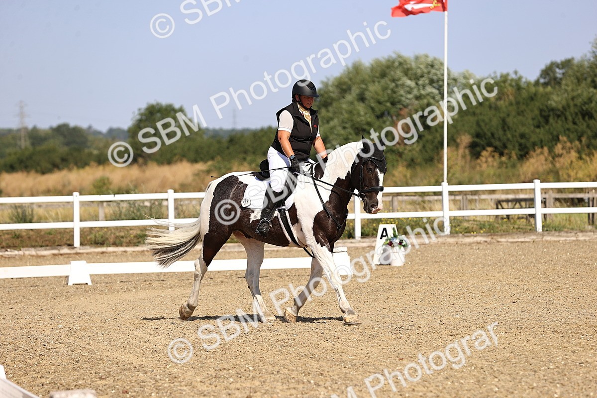 SBM_009242 - Novice 5 - 9.50-10.53