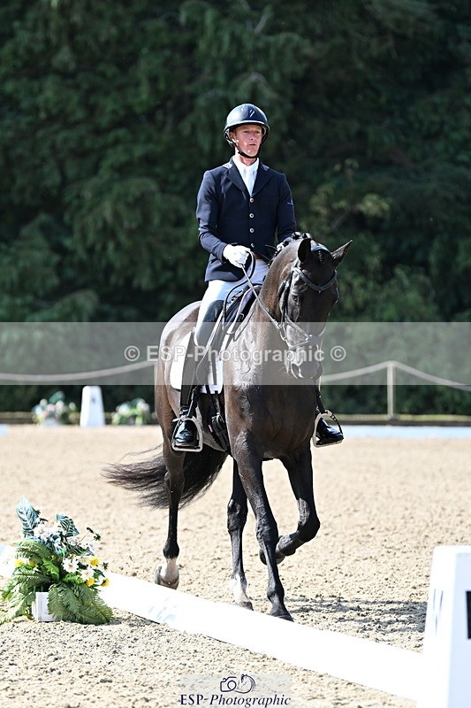 250810A-102527-05150 - 009-Ben.JamesClapton.Banks.Primadonna