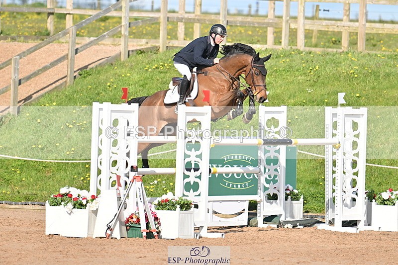 240420A-165341-12515 - Cls 11, 2 Star Big Tour 1.40m