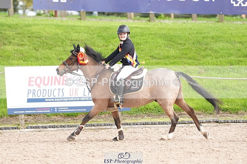 250921-151507-03814 - Cls 20 Pony 80cm Derby