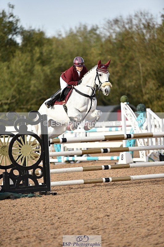 231015A-161300-09261 - Cls 27 1.10m Amateur Q 2nd R