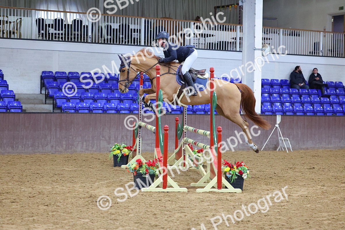 1I0A4957 - Class 9 - Senior Newcomers/ 1.10m Open