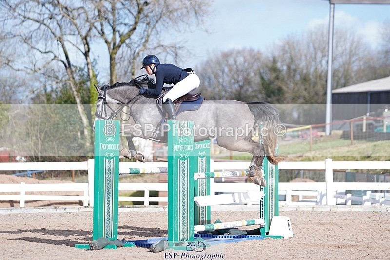 250222-113624-01575 - Cls 12 Newcomers and 1.10m Open