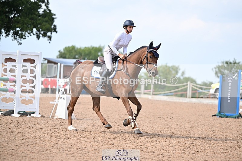 240828A-143453-00938 - Cls 4 Snr Newcomers and 1.10m Open