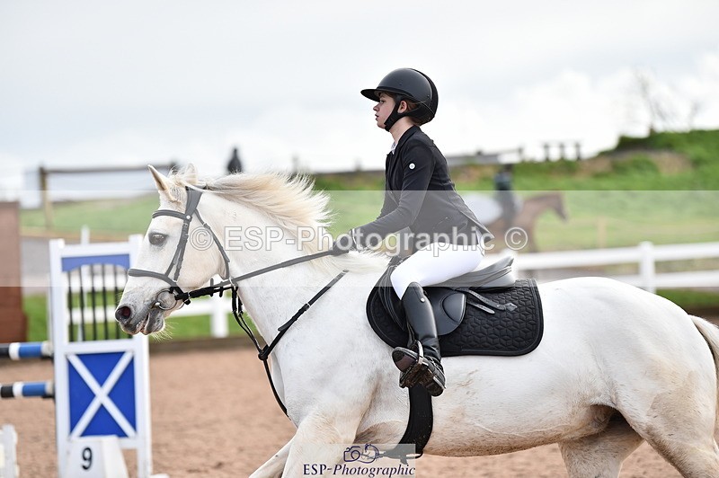 231203A-113118-00893 - Cls 4 Newcomers & 1m Open