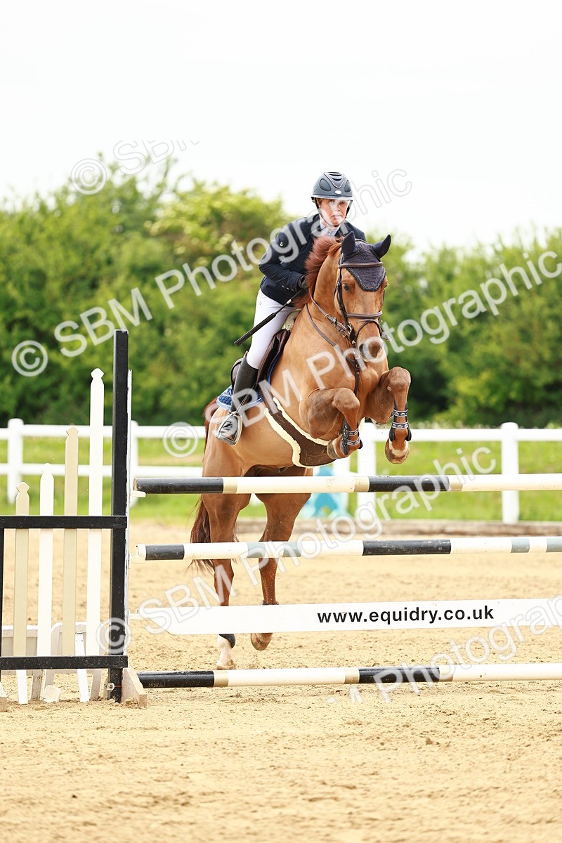 SBM_000990 - Class 5 - Senior Foxhunters - 1.20m
