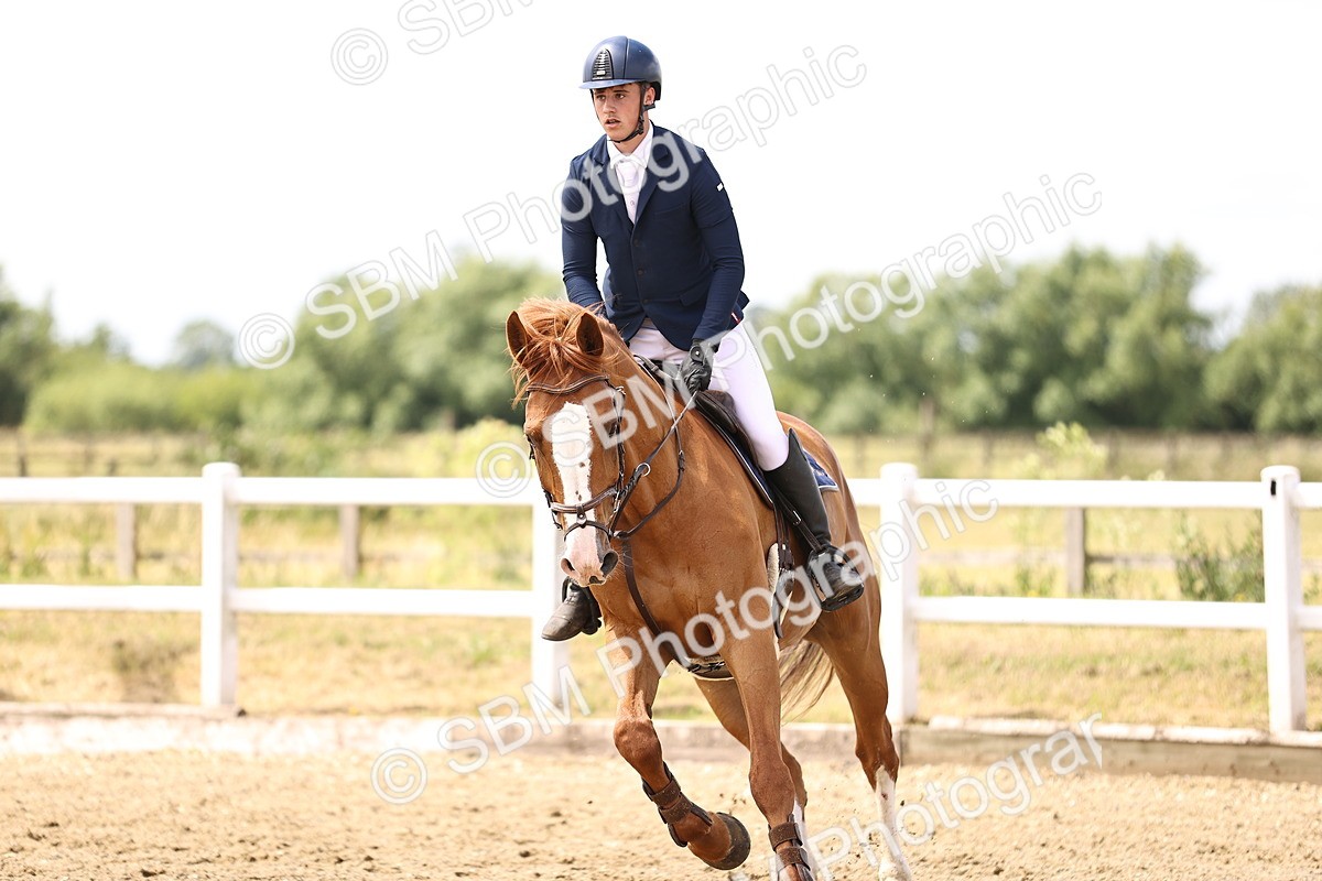 SBM_003756 - Class 22 - Senior Foxhunter 1.20m