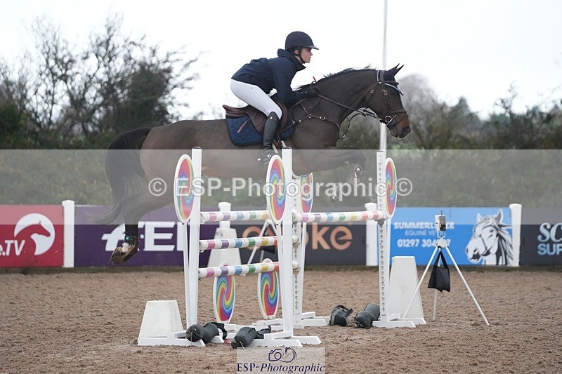 251107-135813-01288 - Cls 6 Foxhunter and 1.20m Open