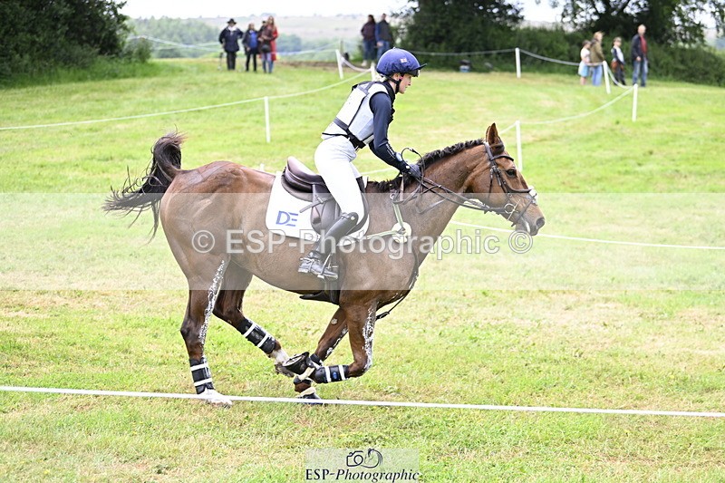 250524A-102152-08503 - A-056-Ivy.Fisher-BALIEF.DE.REVE