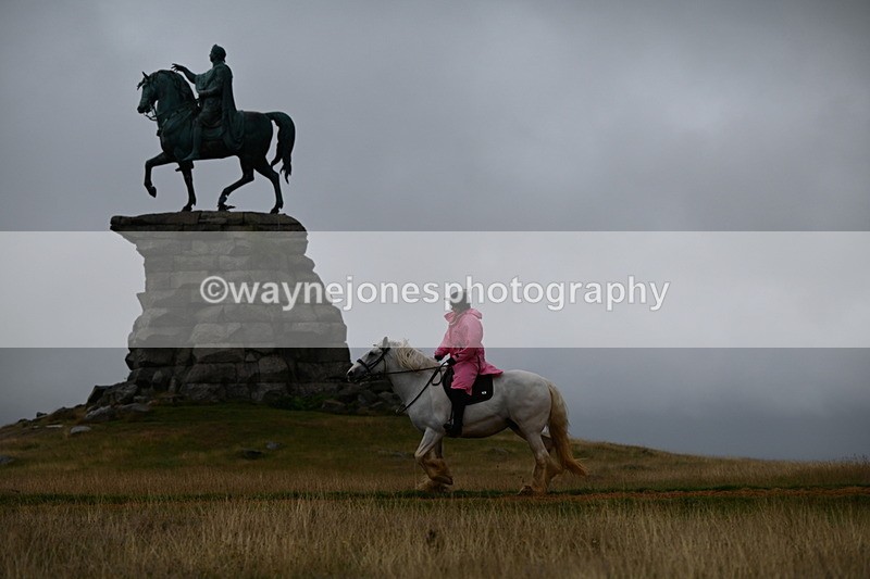 DSC_1782 - Time at Statue 12:13 to 12:32