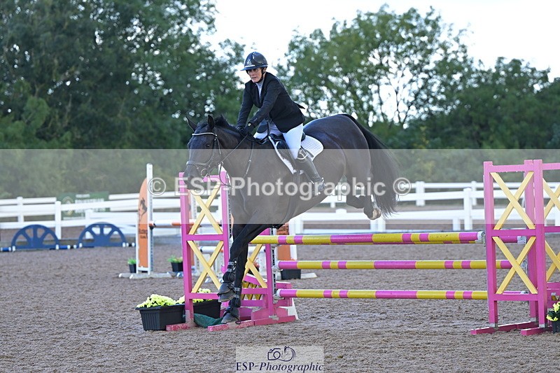 240912A-102014-00978 - Cls 8 Snr British Novice and 90cm Open