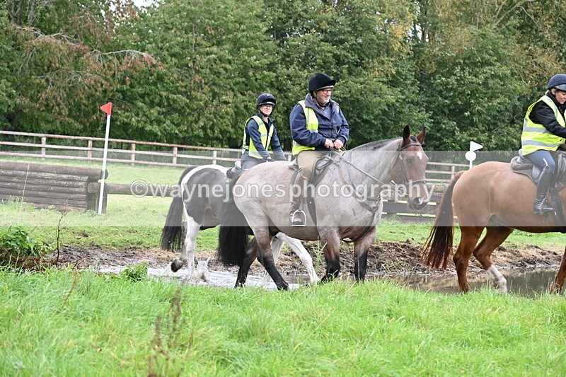 WJ6_6479 - Time at Photographer 12:41 to 13:05