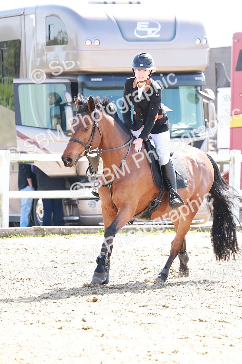 SBM_003984 - Class 16 - Senior 1.05m