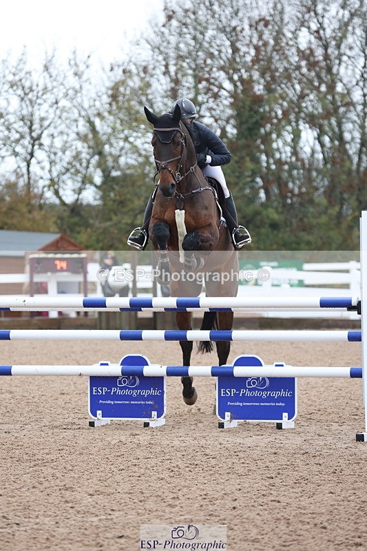 231112A-140120-04785 - Cls 20 Newcomers & 1.10m Open