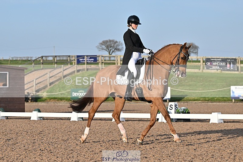 250404-182939-08674 - 150-Nathalie.Wahlund-Cerano.Gold