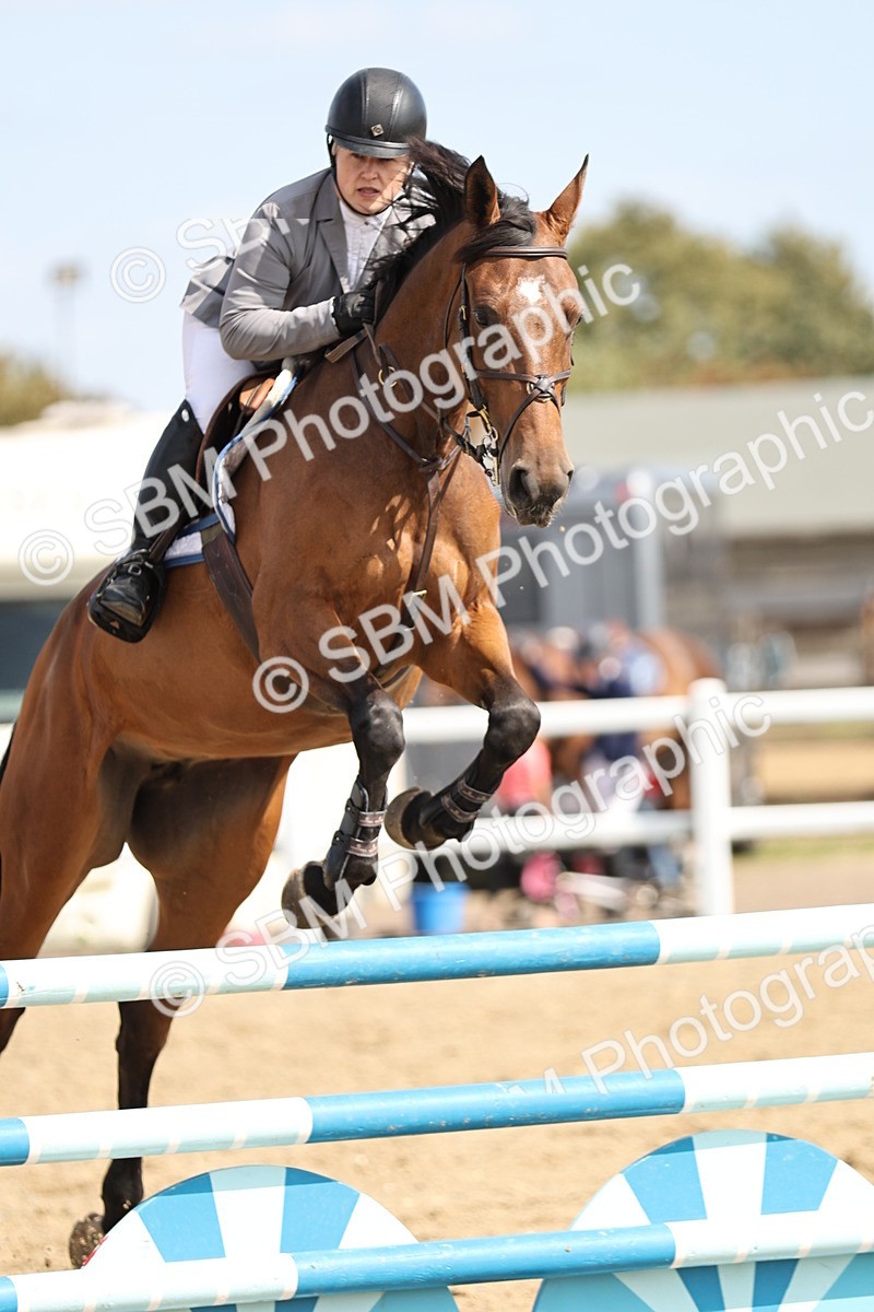 SBM_005034 - Class 5 - Senior Discovery - 1.00m Open