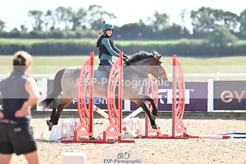 250821B-154341-00598 - Group B - Danielle