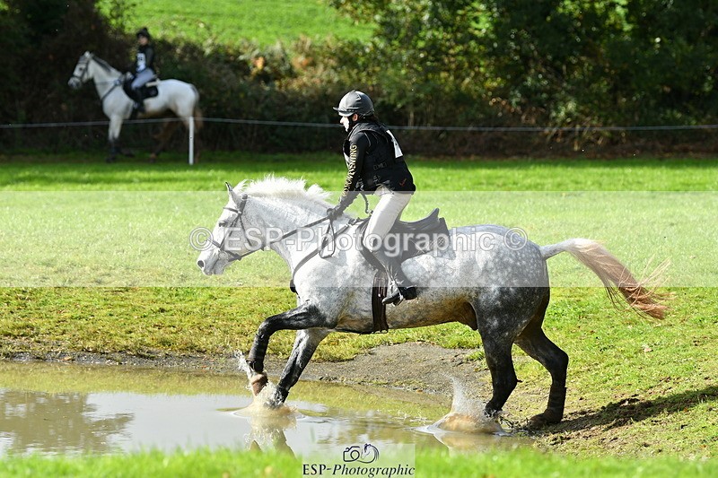 251025A-124055-19744 - F-429-Sarah.Clisby