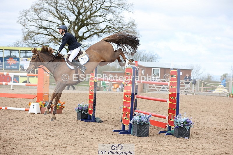 240419A-124547-07423 - Cls 6, 2 Star Medium Tour 1.35m