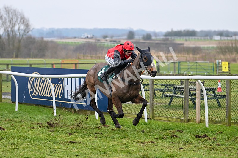 310125-Race 4-We Got Your Back-5589 - Race 4