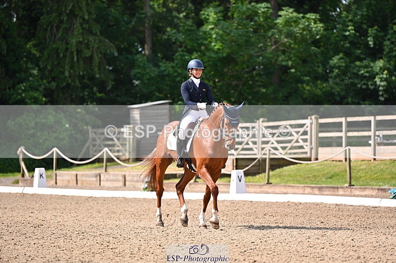 250523A-101732-05890 - C-261-Danielle.Dunn-ICI.DOR.DE.DONNA.CADANZA.Z